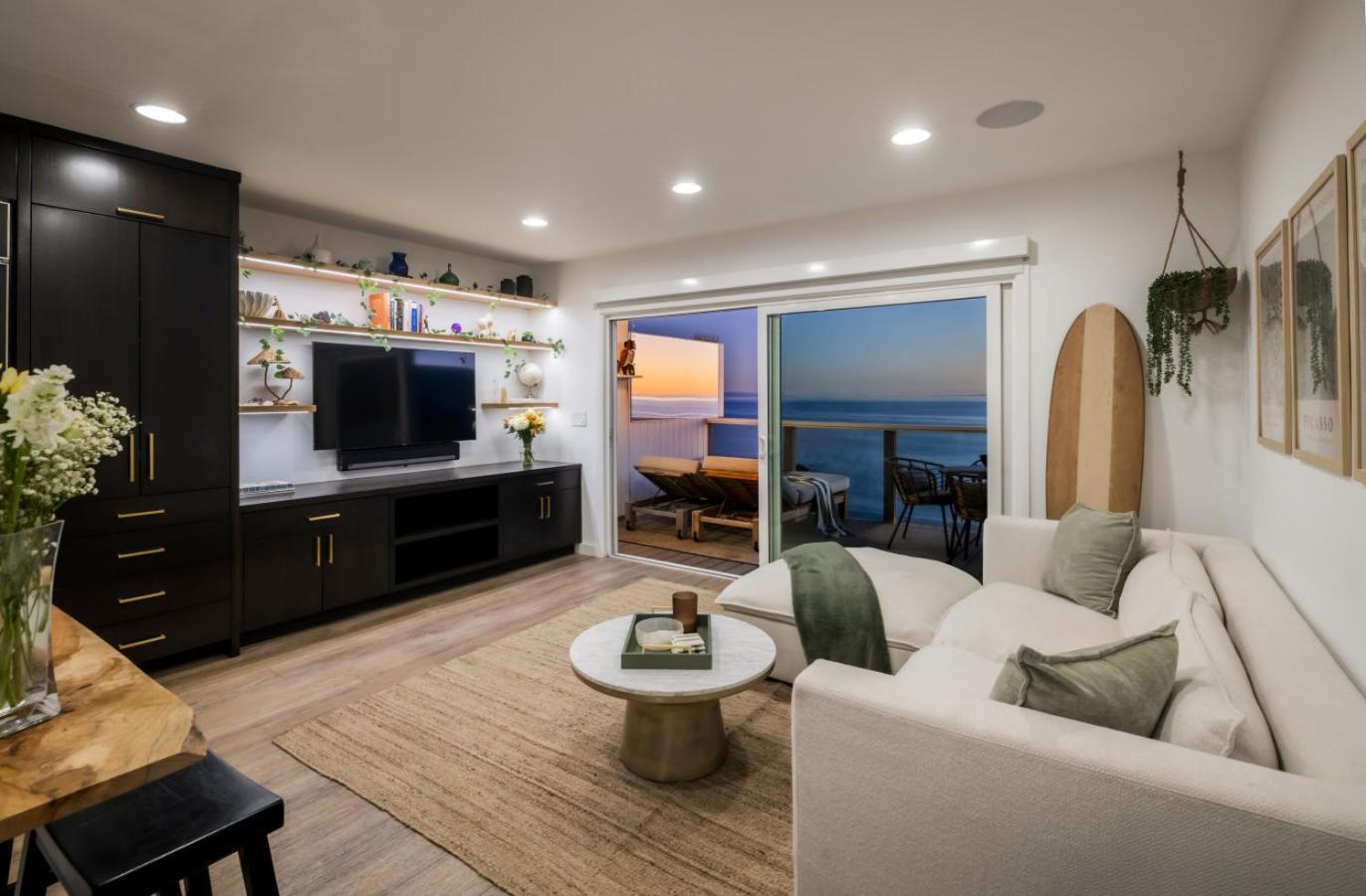 Malibu Breeze Ocean Front Condo With Beach Access Exterior foto