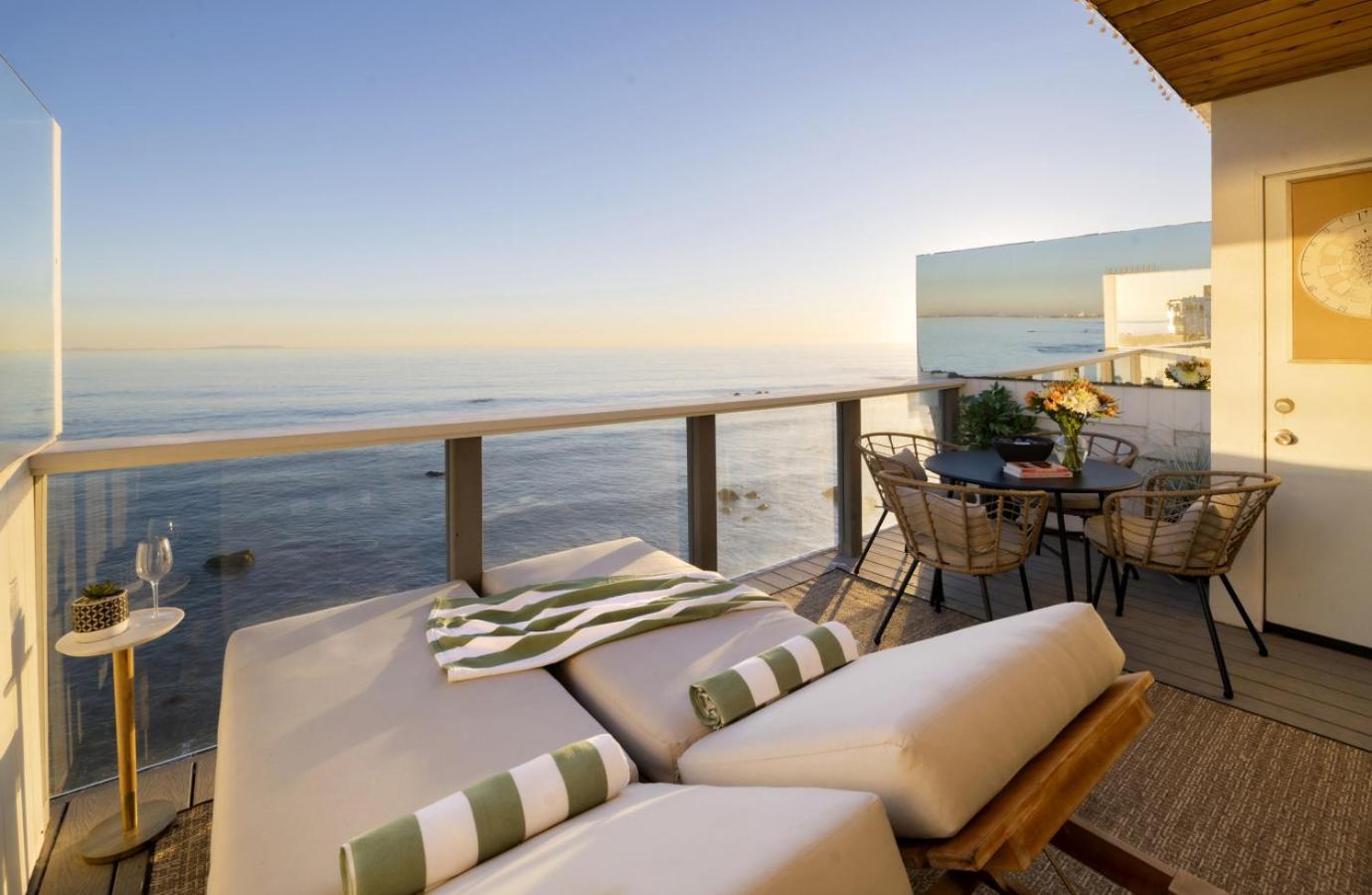 Malibu Breeze Ocean Front Condo With Beach Access Exterior foto